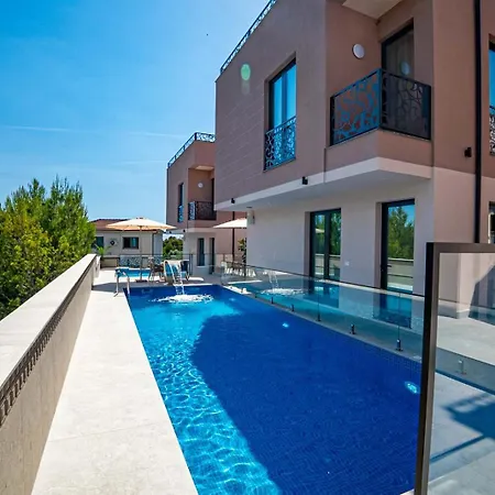 Apartamento Luxury With Shared Pools - Evianamar Ii Shëngjin