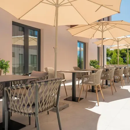 Luxury With Shared Pools - Evianamar Ii *