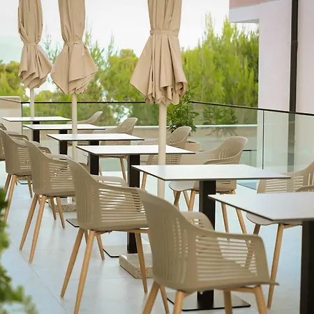 Luxury With Shared Pools - Evianamar Ii