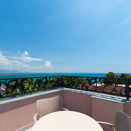 Luxury With Shared Pools - Evianamar Ii Apartamento Shëngjin